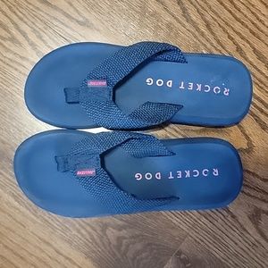 NWOT Rocket Dog Flip Flops size 10
